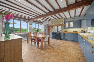 Living Kitchen- click for photo gallery